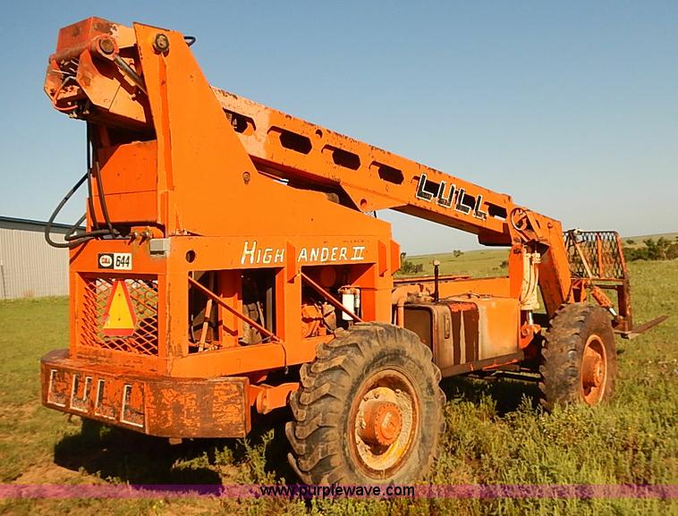 image for item I5754 1986 Lull 644-TT Highlander II telehandler