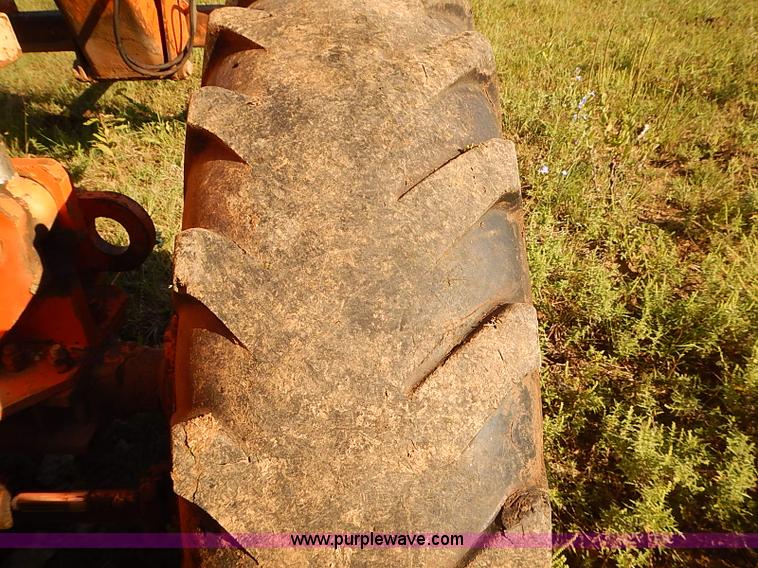 image for item I5754 1986 Lull 644-TT Highlander II telehandler