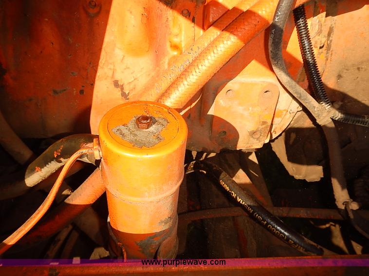 image for item I5754 1986 Lull 644-TT Highlander II telehandler