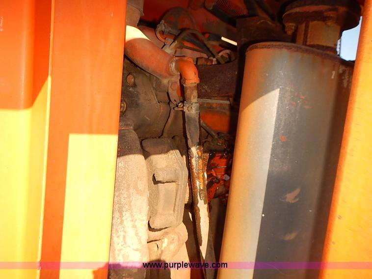 image for item I5754 1986 Lull 644-TT Highlander II telehandler