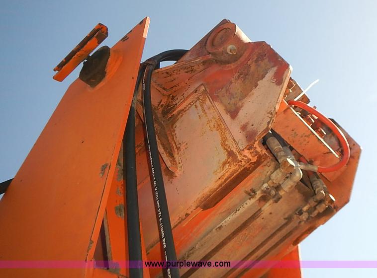 image for item I5754 1986 Lull 644-TT Highlander II telehandler