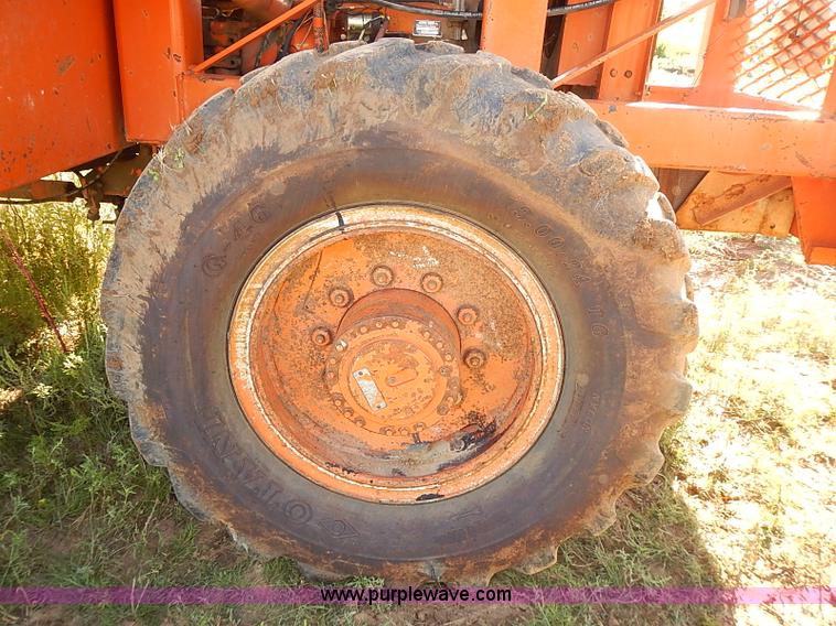 image for item I5754 1986 Lull 644-TT Highlander II telehandler