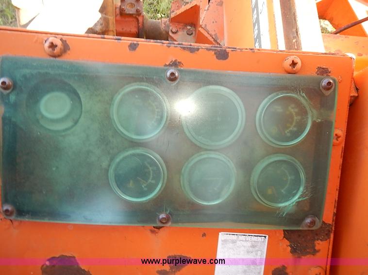 image for item I5754 1986 Lull 644-TT Highlander II telehandler