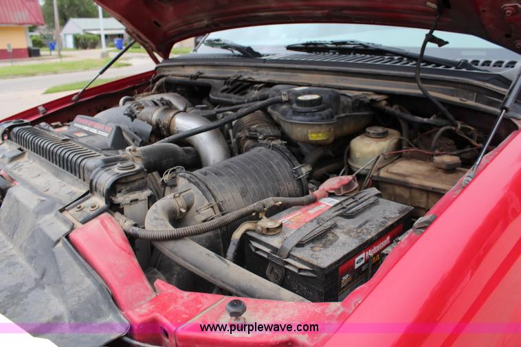 image for item I5855 2004 Ford F550 Super Duty XLT flatbed truck