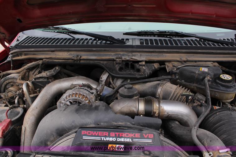 image for item I5855 2004 Ford F550 Super Duty XLT flatbed truck