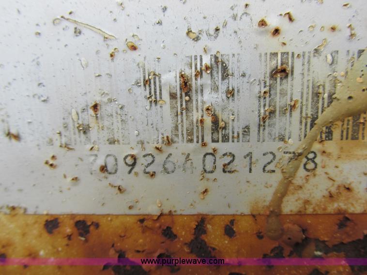 image for item I8950 1996 JLG 33RTS scissor lift