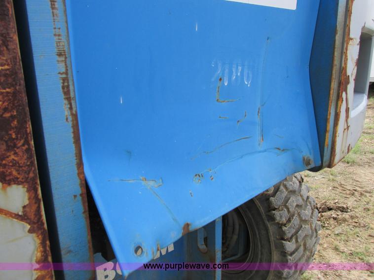 image for item I8951 1997 Genie S60 boom lift