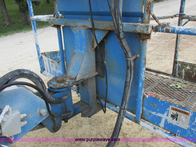 image for item I8951 1997 Genie S60 boom lift
