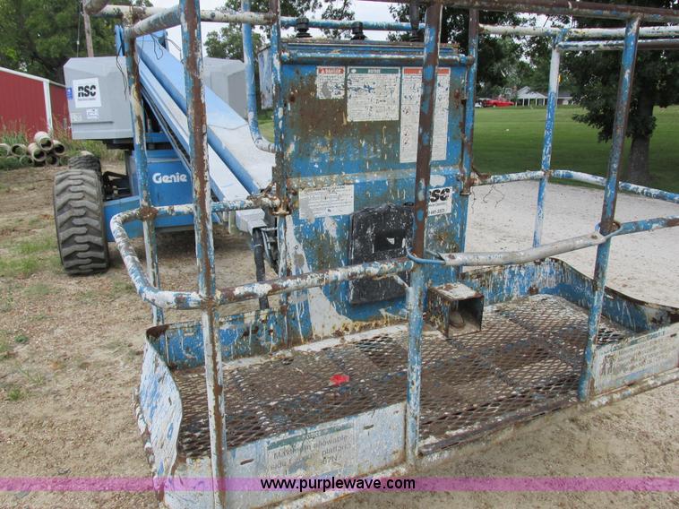 image for item I8951 1997 Genie S60 boom lift
