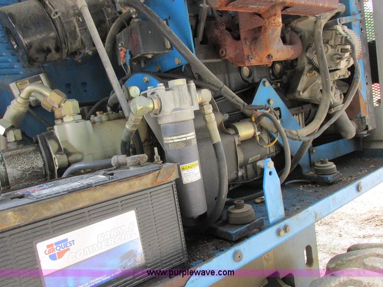 image for item I8951 1997 Genie S60 boom lift