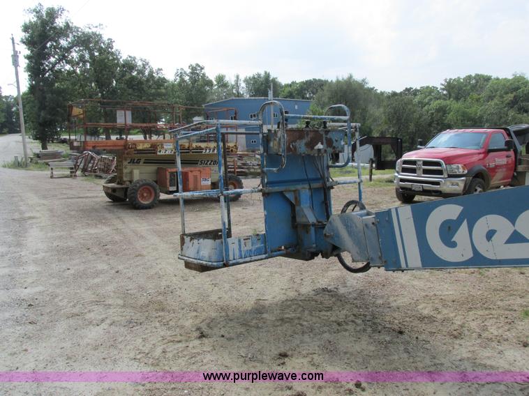 image for item I8951 1997 Genie S60 boom lift