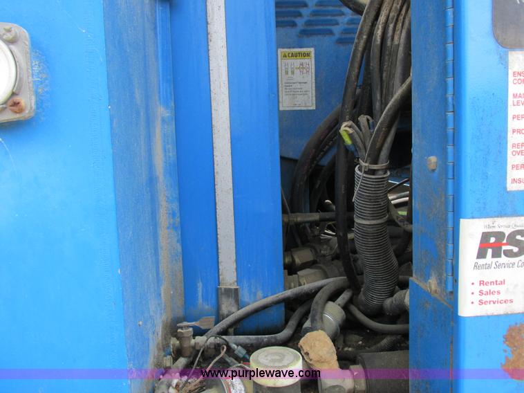 image for item I8951 1997 Genie S60 boom lift
