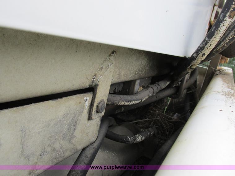 image for item I8952 1990 Ford F450 Super Duty XL utility truck