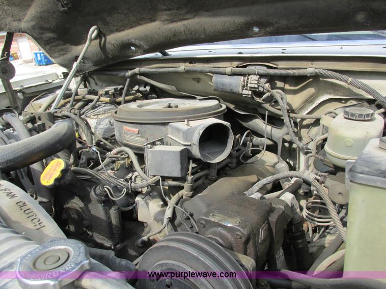 image for item I8952 1990 Ford F450 Super Duty XL utility truck