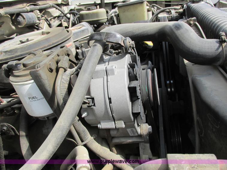 image for item I8952 1990 Ford F450 Super Duty XL utility truck