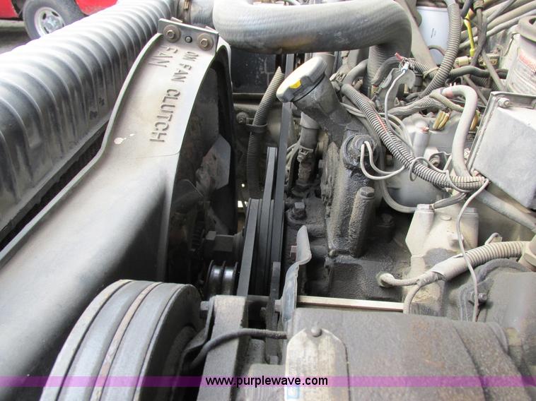 image for item I8952 1990 Ford F450 Super Duty XL utility truck