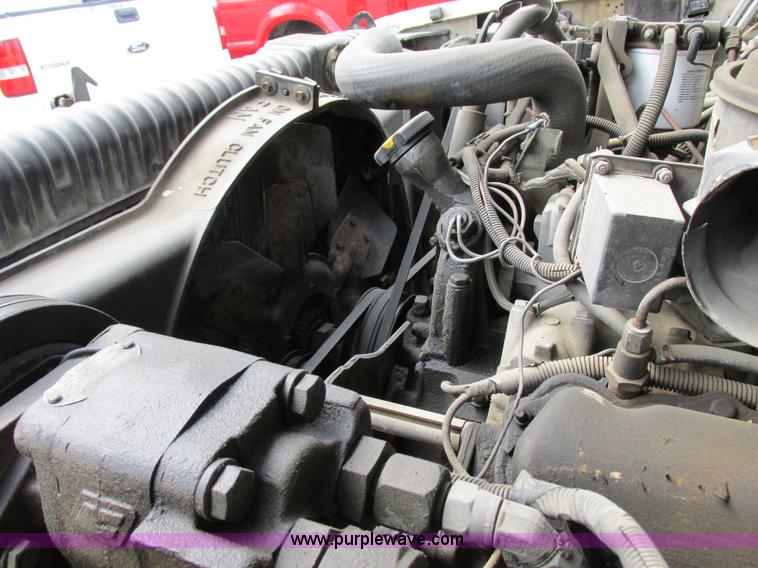 image for item I8952 1990 Ford F450 Super Duty XL utility truck