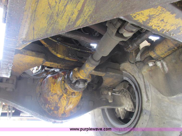 image for item I8959 1991 Clark Michigan 175C wheel loader