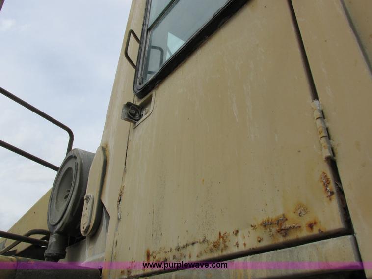 image for item I8959 1991 Clark Michigan 175C wheel loader