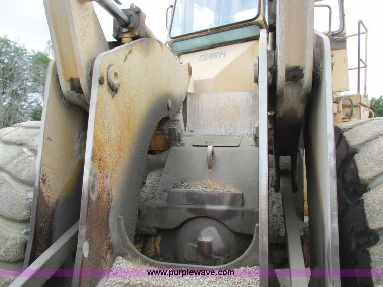 image for item I8959 1991 Clark Michigan 175C wheel loader
