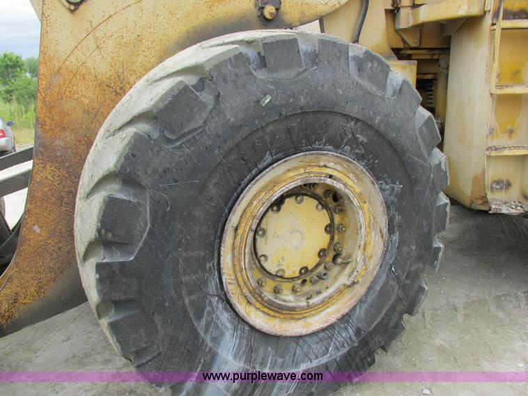 image for item I8959 1991 Clark Michigan 175C wheel loader
