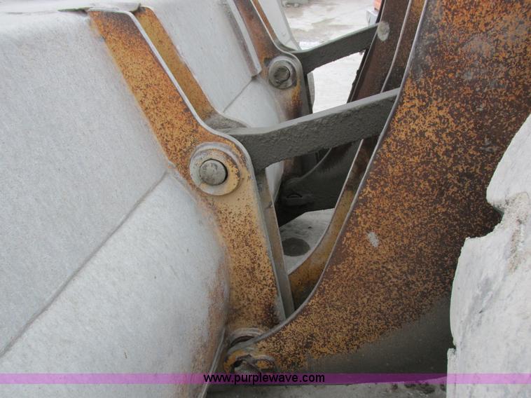 image for item I8959 1991 Clark Michigan 175C wheel loader