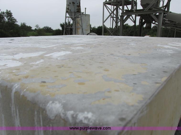 image for item I8959 1991 Clark Michigan 175C wheel loader