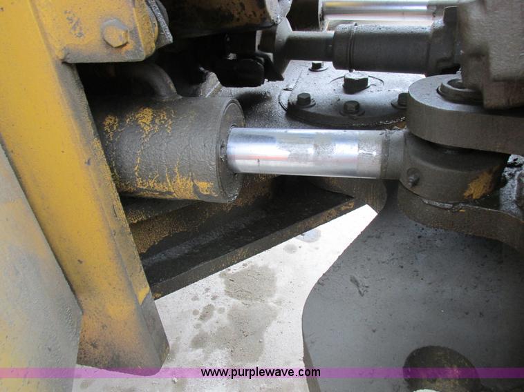 image for item I8959 1991 Clark Michigan 175C wheel loader