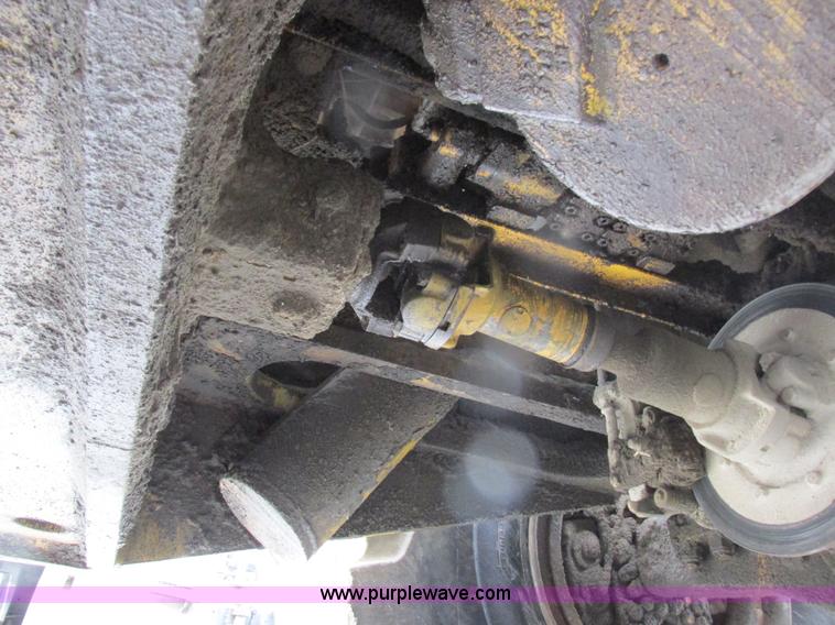 image for item I8959 1991 Clark Michigan 175C wheel loader