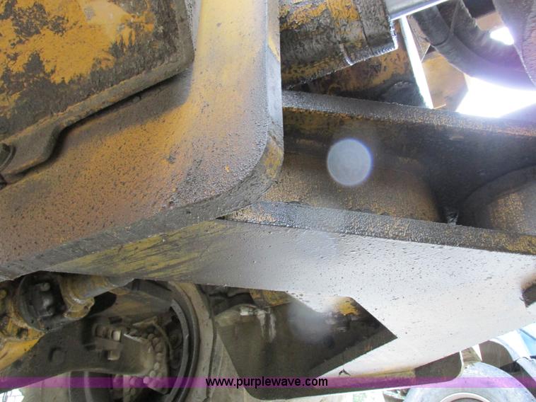 image for item I8959 1991 Clark Michigan 175C wheel loader