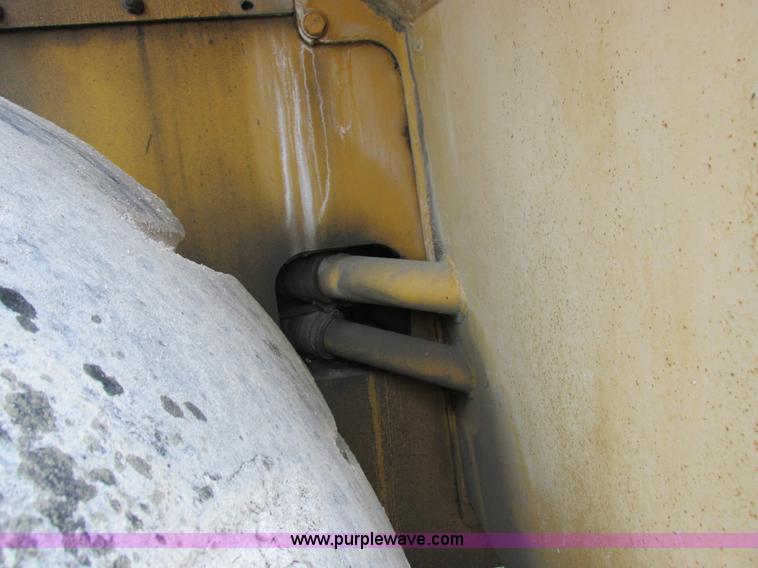 image for item I8959 1991 Clark Michigan 175C wheel loader