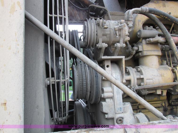 image for item I8959 1991 Clark Michigan 175C wheel loader