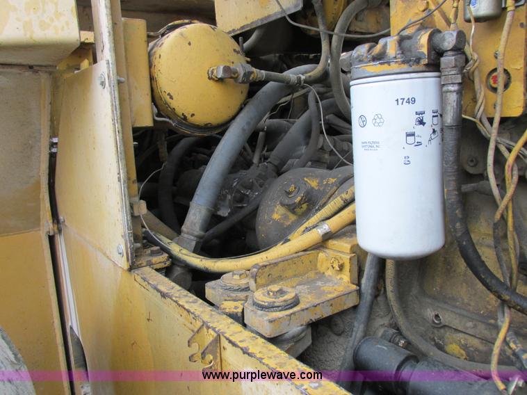 image for item I8959 1991 Clark Michigan 175C wheel loader