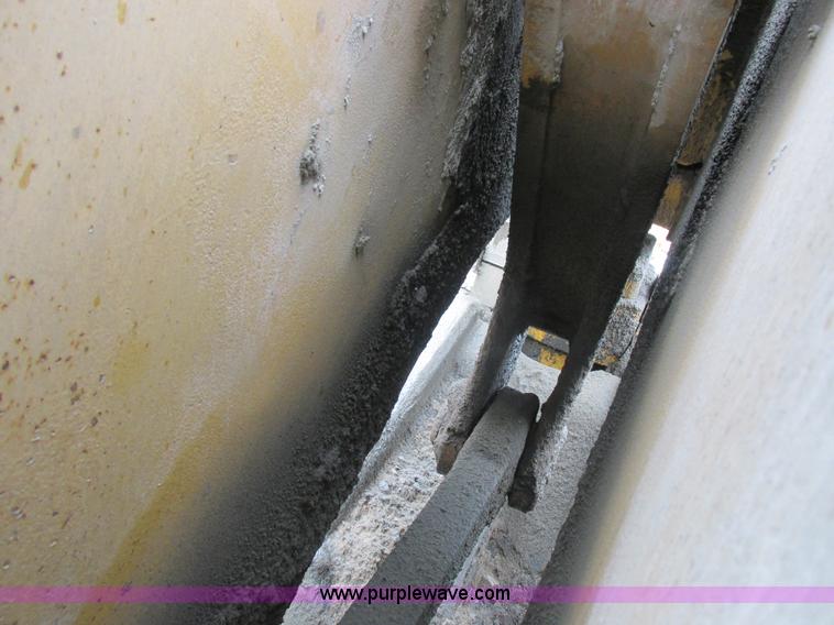 image for item I8959 1991 Clark Michigan 175C wheel loader