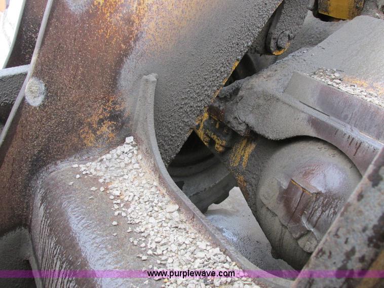 image for item I8959 1991 Clark Michigan 175C wheel loader