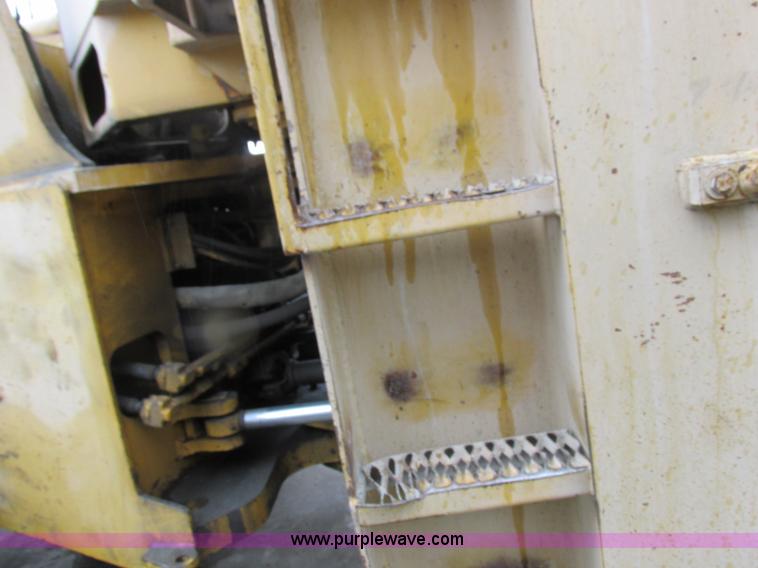 image for item I8959 1991 Clark Michigan 175C wheel loader