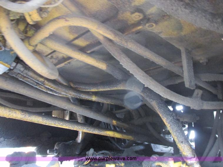 image for item I8959 1991 Clark Michigan 175C wheel loader