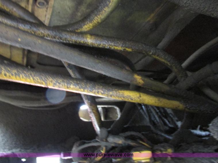 image for item I8959 1991 Clark Michigan 175C wheel loader