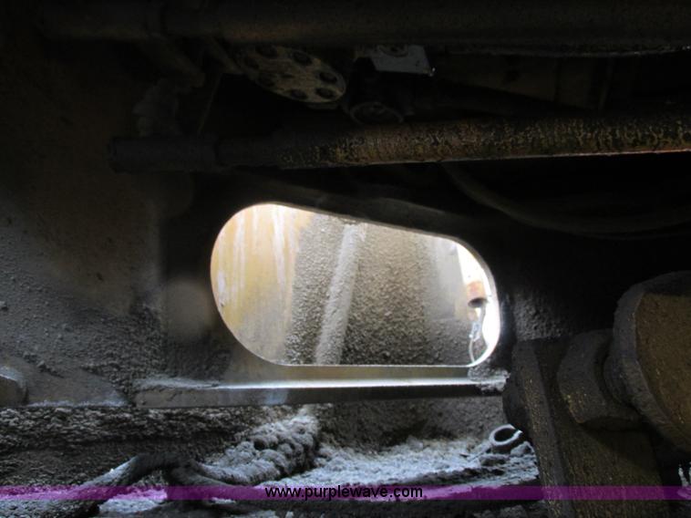 image for item I8959 1991 Clark Michigan 175C wheel loader