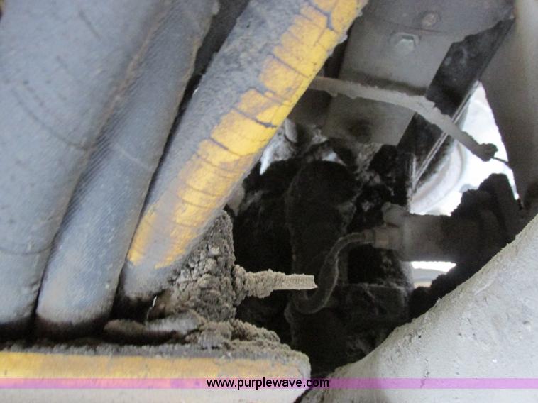 image for item I8959 1991 Clark Michigan 175C wheel loader