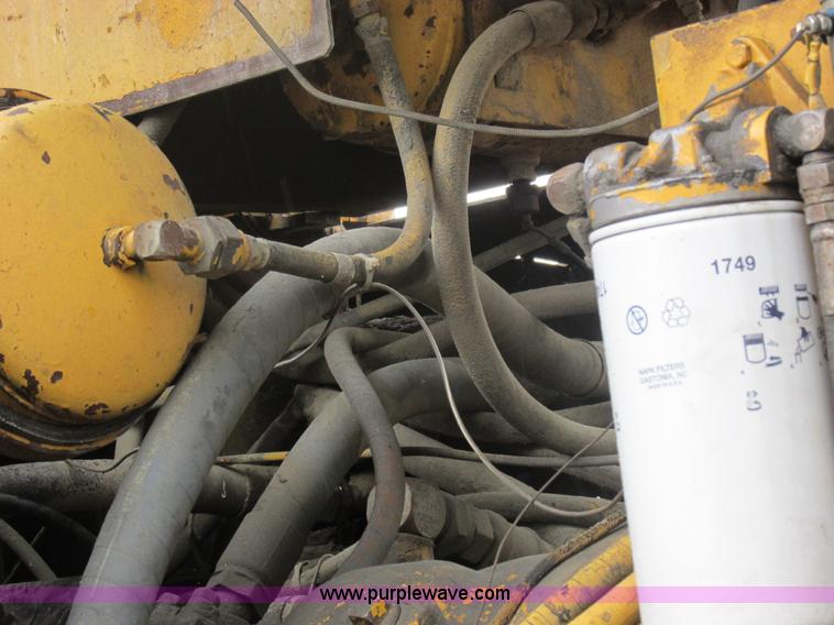 image for item I8959 1991 Clark Michigan 175C wheel loader