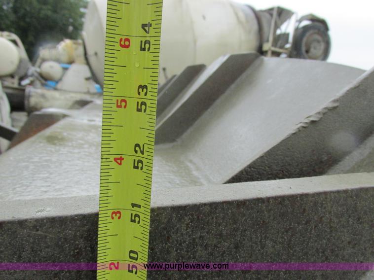 image for item I8959 1991 Clark Michigan 175C wheel loader