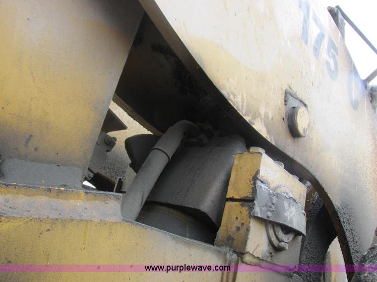 image for item I8959 1991 Clark Michigan 175C wheel loader