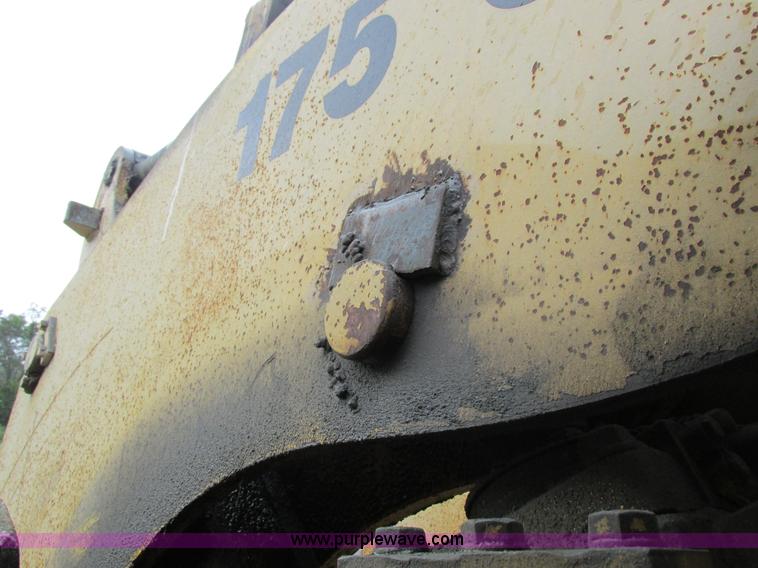 image for item I8959 1991 Clark Michigan 175C wheel loader