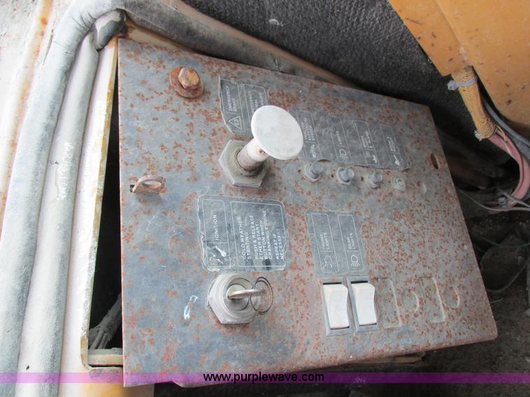 image for item I8959 1991 Clark Michigan 175C wheel loader