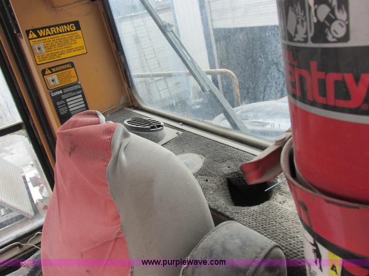 image for item I8959 1991 Clark Michigan 175C wheel loader