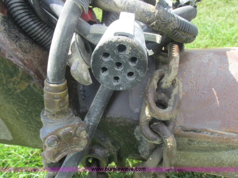 image for item I8969 2000 Wheeler pup trailer