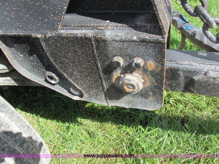 image for item I8969 2000 Wheeler pup trailer