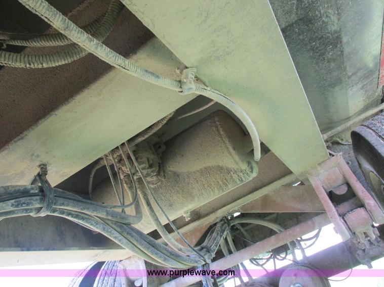 image for item I8969 2000 Wheeler pup trailer