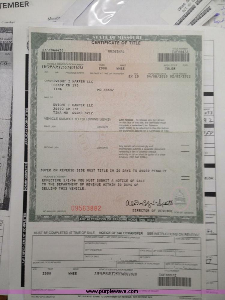 image for item I8969 2000 Wheeler pup trailer